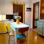 La Casa Di Bruno Апартаменты Сан-Джиминьяно